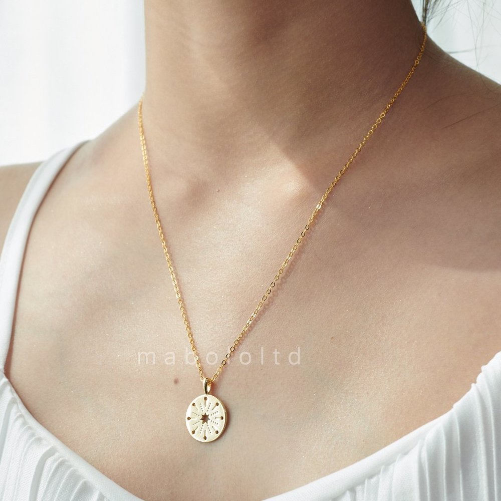 18K Gold Starlight Gold Pendant Necklace - Picture 4 of 14